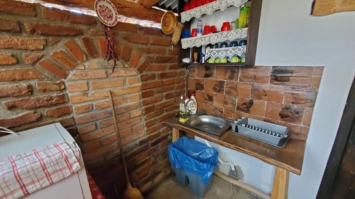 Casa Rustic Feher & Fekete Vendeghazak ソバタ エクステリア 写真